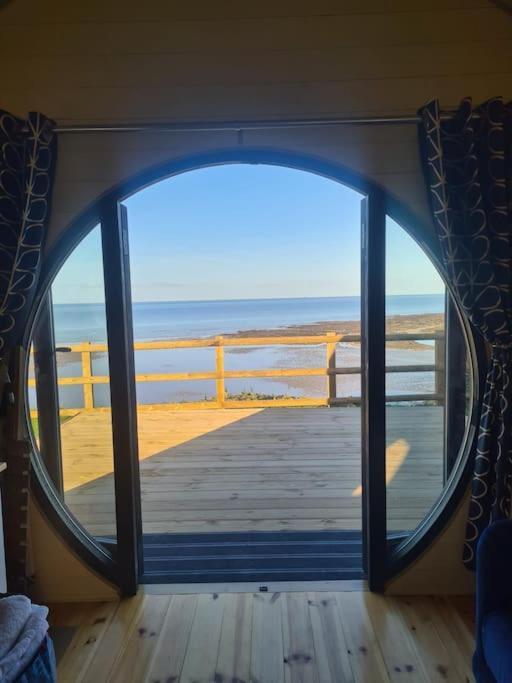 Spring Tide Cliff Top Glamping Pod With Direct Sea Views Берчингтон Экстерьер фото