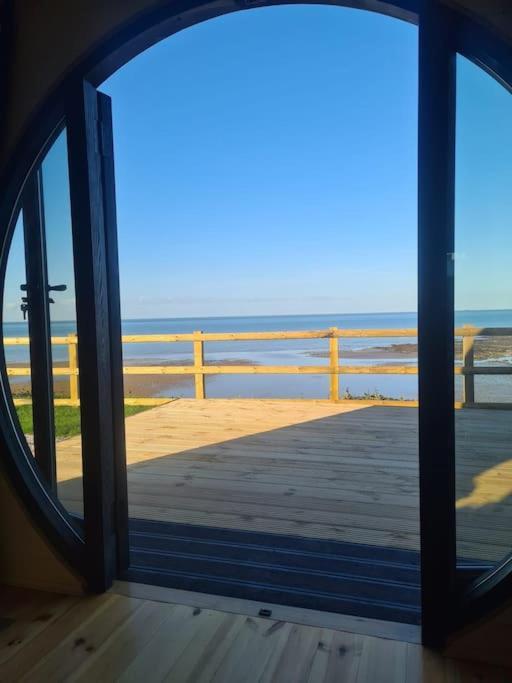 Spring Tide Cliff Top Glamping Pod With Direct Sea Views Берчингтон Экстерьер фото